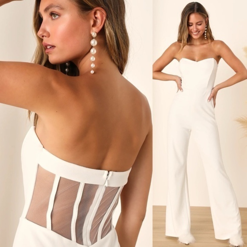 NWOT Lulu’s Fashionista Nights Ivory Strapless Bustier Wide-Leg Jumpsuit S & L